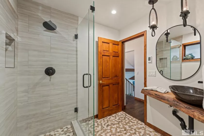 435 Amagosa, Crystal Bay, Nevada 89402, 3 Bedrooms Bedrooms, ,3 BathroomsBathrooms,Residential,Residential,Amagosa,250003318