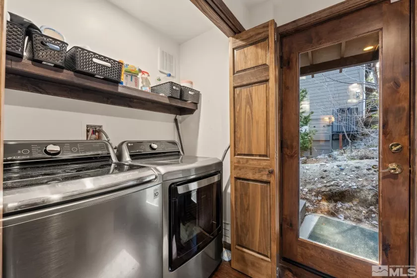 435 Amagosa, Crystal Bay, Nevada 89402, 3 Bedrooms Bedrooms, ,3 BathroomsBathrooms,Residential,Residential,Amagosa,250003318