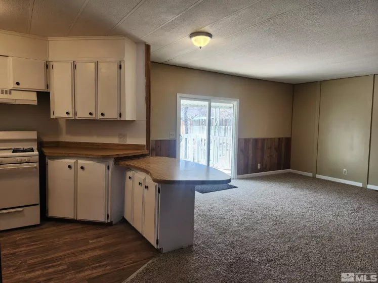 5742 Yukon, Sun Valley, Nevada 89433, 3 Bedrooms Bedrooms, ,2 BathroomsBathrooms,Residential,Residential,Yukon,250000155