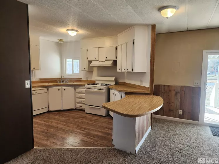 5742 Yukon, Sun Valley, Nevada 89433, 3 Bedrooms Bedrooms, ,2 BathroomsBathrooms,Residential,Residential,Yukon,250000155