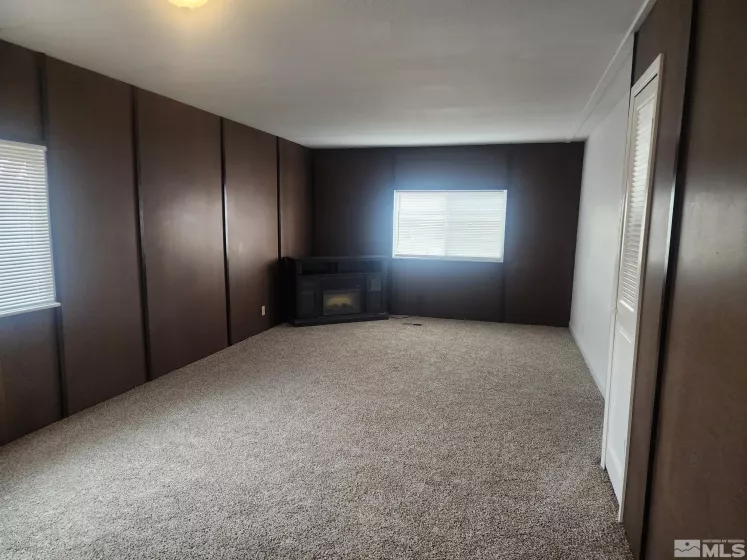 5742 Yukon, Sun Valley, Nevada 89433, 3 Bedrooms Bedrooms, ,2 BathroomsBathrooms,Residential,Residential,Yukon,250000155