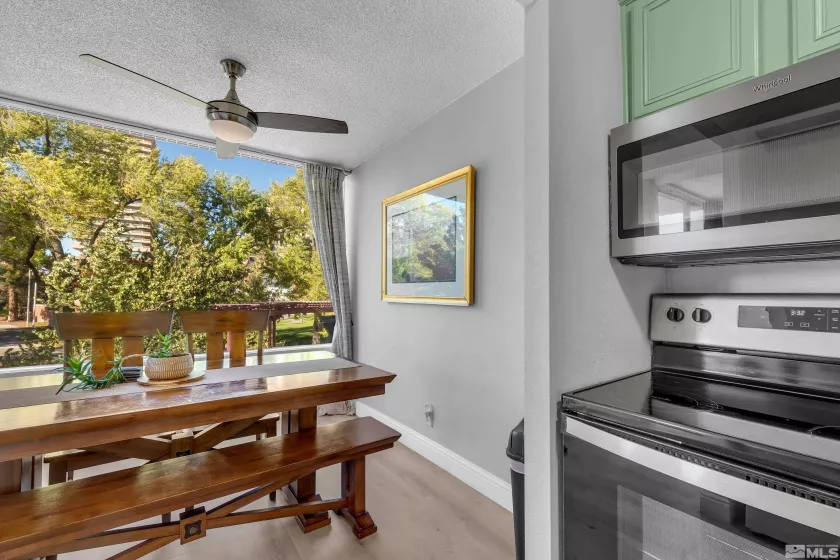 280 Island, Reno, Nevada 89501, 2 Bedrooms Bedrooms, ,2 BathroomsBathrooms,Residential,Residential,Island,240013781