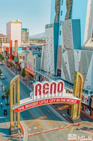 280 Island, Reno, Nevada 89501, 2 Bedrooms Bedrooms, ,2 BathroomsBathrooms,Residential,Residential,Island,240013781