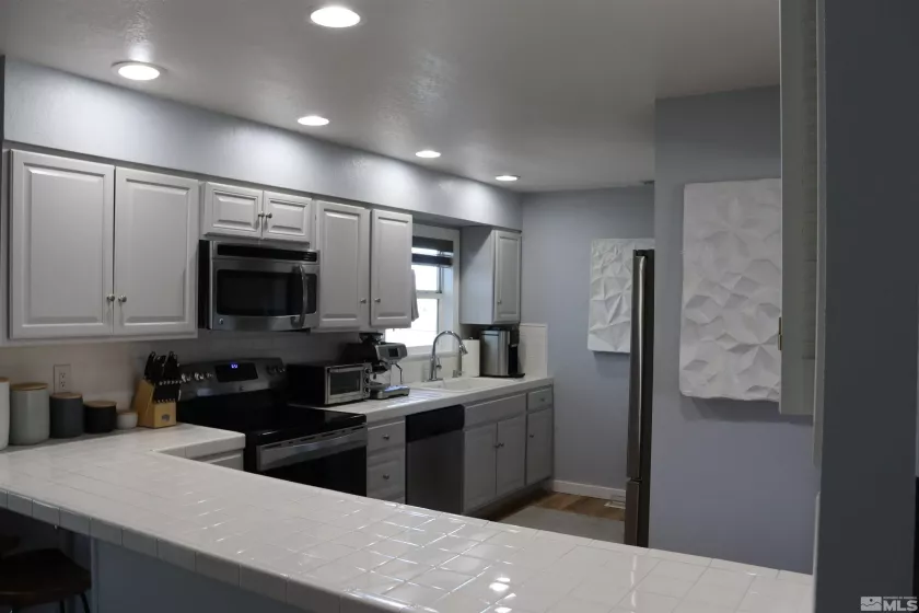 255 Ash, Hawthorne, Nevada 89415, 3 Bedrooms Bedrooms, ,2 BathroomsBathrooms,Residential,Residential,Ash,240013507