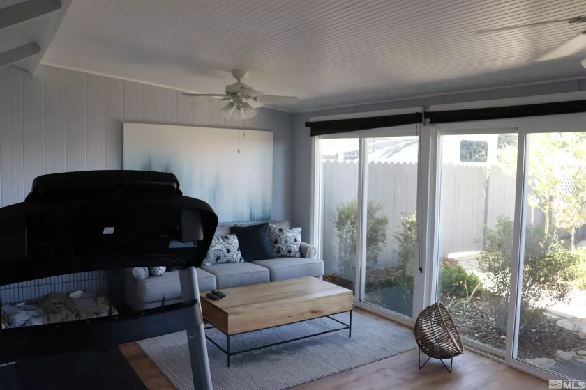 255 Ash, Hawthorne, Nevada 89415, 3 Bedrooms Bedrooms, ,2 BathroomsBathrooms,Residential,Residential,Ash,240013507