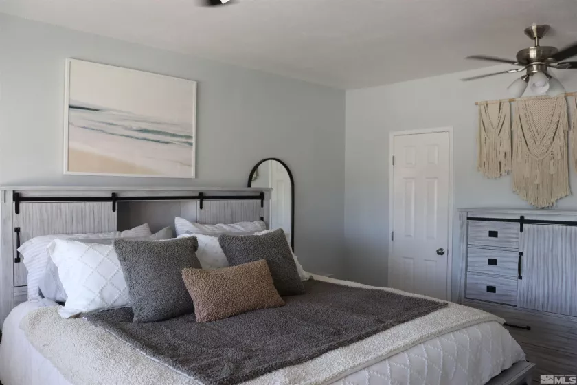 255 Ash, Hawthorne, Nevada 89415, 3 Bedrooms Bedrooms, ,2 BathroomsBathrooms,Residential,Residential,Ash,240013507