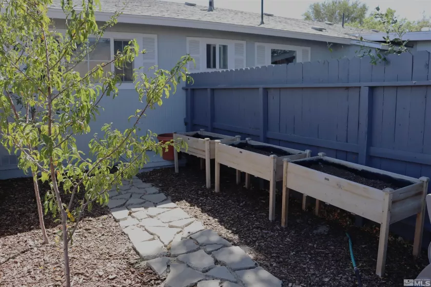 255 Ash, Hawthorne, Nevada 89415, 3 Bedrooms Bedrooms, ,2 BathroomsBathrooms,Residential,Residential,Ash,240013507