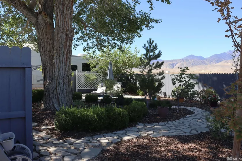 255 Ash, Hawthorne, Nevada 89415, 3 Bedrooms Bedrooms, ,2 BathroomsBathrooms,Residential,Residential,Ash,240013507
