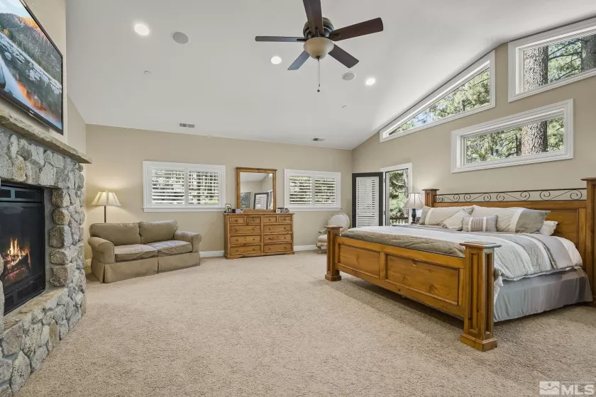 1030 Lynn, Zephyr Cove, Nevada 89448, 5 Bedrooms Bedrooms, ,6 BathroomsBathrooms,Residential,Residential,Lynn,240011361