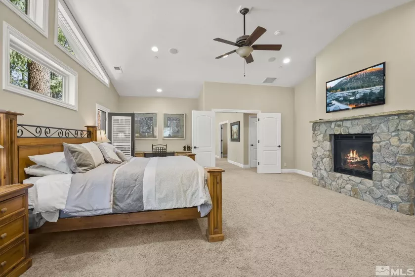 1030 Lynn, Zephyr Cove, Nevada 89448, 5 Bedrooms Bedrooms, ,6 BathroomsBathrooms,Residential,Residential,Lynn,240011361