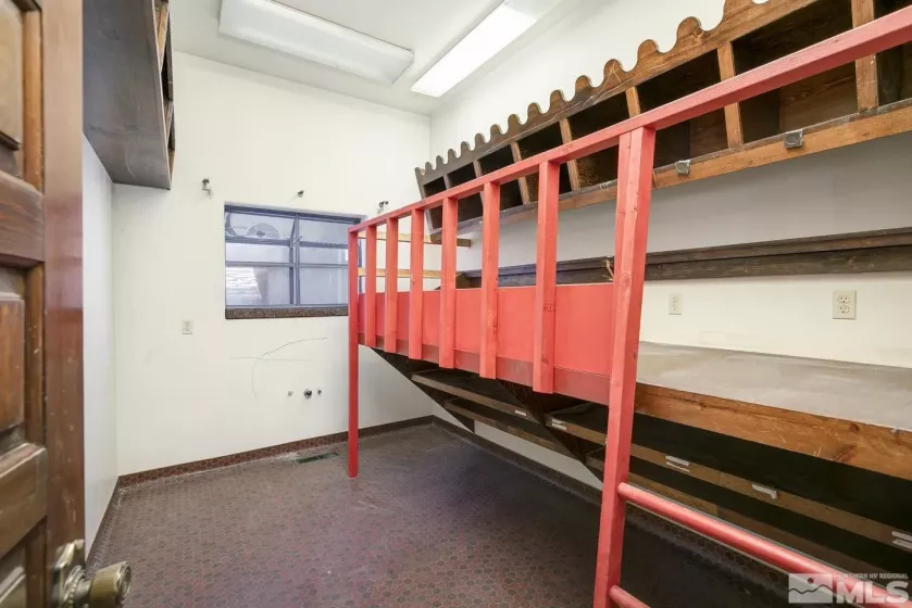 2150 Mount View, Fallon, Nevada 89406, ,Commercial Sale,Residential,Mount View,250005486