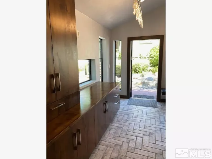 1645 D, Sparks, Nevada 89431, ,Commercial Sale,Residential,D,240010864