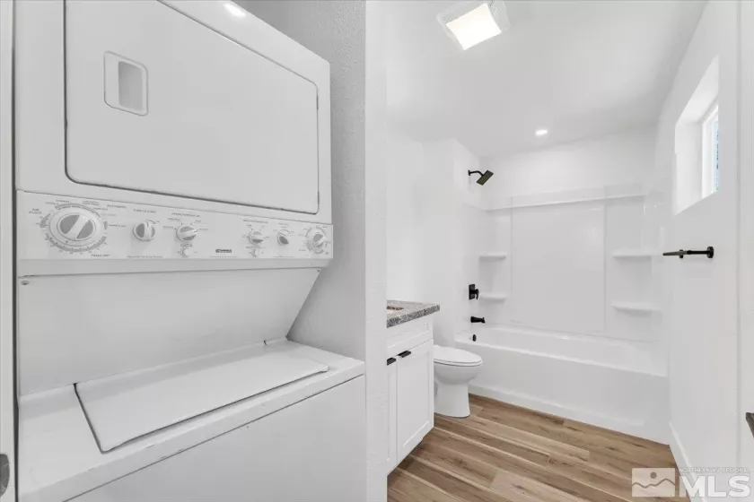 63 Park, Reno, Nevada 89502, ,Residential Income,Residential,Park,250005676