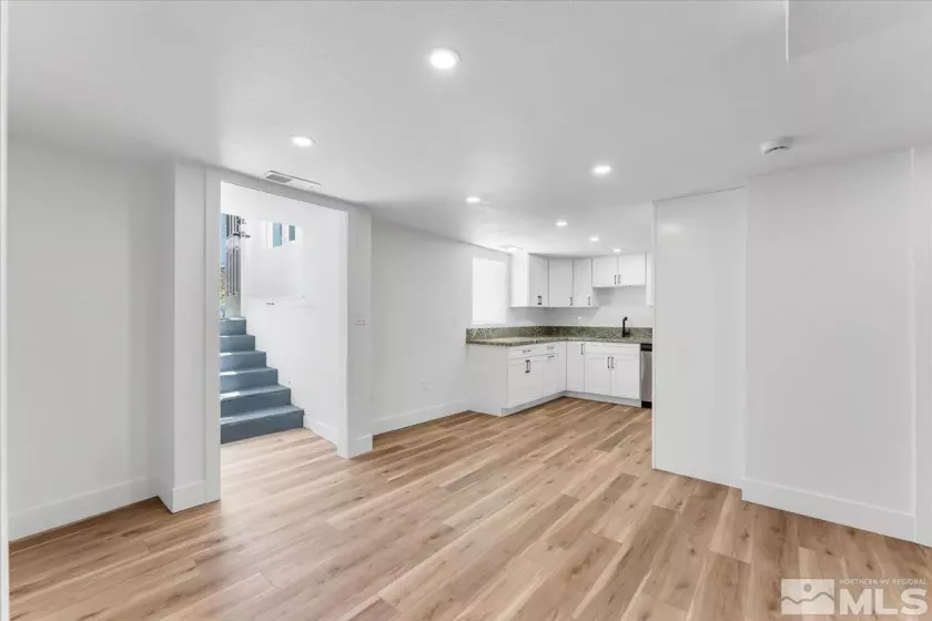 63 Park, Reno, Nevada 89502, ,Residential Income,Residential,Park,250005676