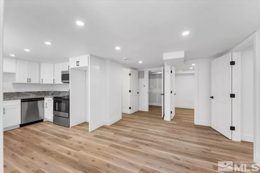 63 Park, Reno, Nevada 89502, ,Residential Income,Residential,Park,250005676
