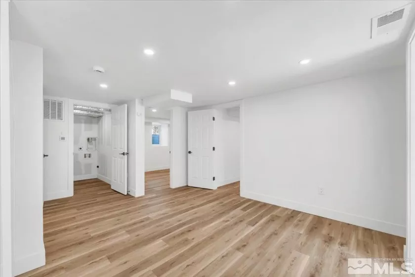 63 Park, Reno, Nevada 89502, ,Residential Income,Residential,Park,250005676