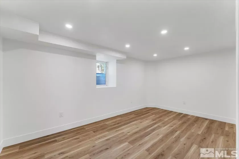 63 Park, Reno, Nevada 89502, ,Residential Income,Residential,Park,250005676
