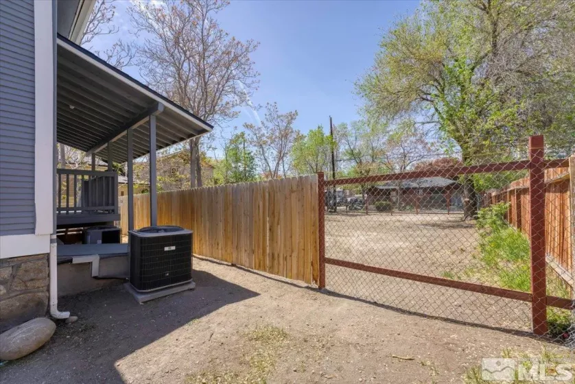63 Park, Reno, Nevada 89502, ,Residential Income,Residential,Park,250005676