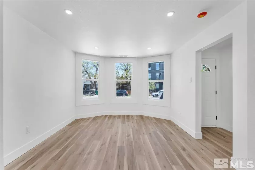 63 Park, Reno, Nevada 89502, ,Residential Income,Residential,Park,250005676
