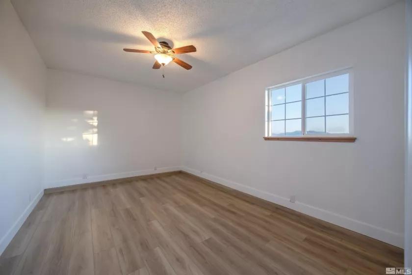 5380 Peralta, Sparks, Nevada 89436, 4 Bedrooms Bedrooms, ,3 BathroomsBathrooms,Residential,Residential,Peralta,240010819