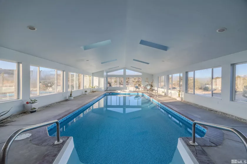 5380 Peralta, Sparks, Nevada 89436, 4 Bedrooms Bedrooms, ,3 BathroomsBathrooms,Residential,Residential,Peralta,240010819