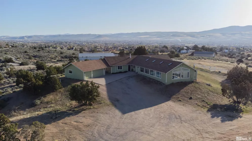 5380 Peralta, Sparks, Nevada 89436, 4 Bedrooms Bedrooms, ,3 BathroomsBathrooms,Residential,Residential,Peralta,240010819