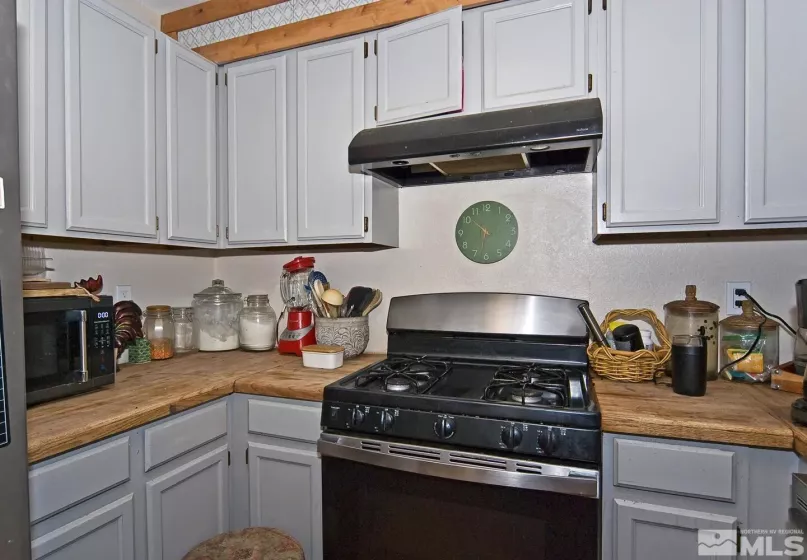 60 Lava Cap, Markleeville, California 96120, 3 Bedrooms Bedrooms, ,2 BathroomsBathrooms,Residential,Residential,Lava Cap,250003707