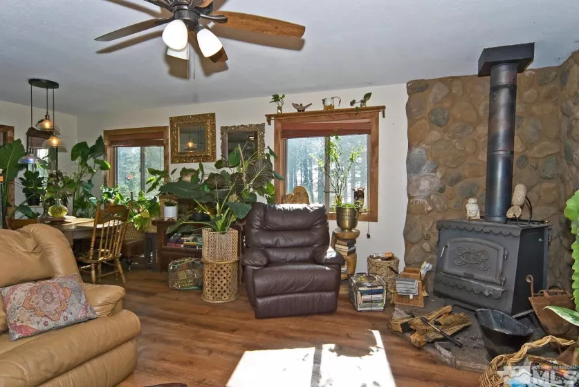 60 Lava Cap, Markleeville, California 96120, 3 Bedrooms Bedrooms, ,2 BathroomsBathrooms,Residential,Residential,Lava Cap,250003707