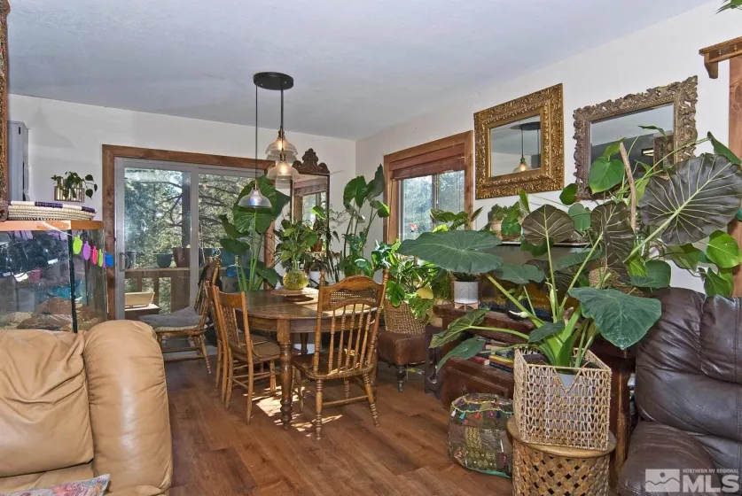 60 Lava Cap, Markleeville, California 96120, 3 Bedrooms Bedrooms, ,2 BathroomsBathrooms,Residential,Residential,Lava Cap,250003707