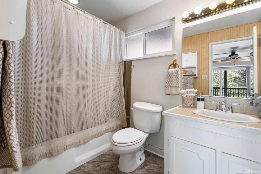 2225 Driscoll, Reno, Nevada 89509, 4 Bedrooms Bedrooms, ,3 BathroomsBathrooms,Residential,Residential,Driscoll,250005248