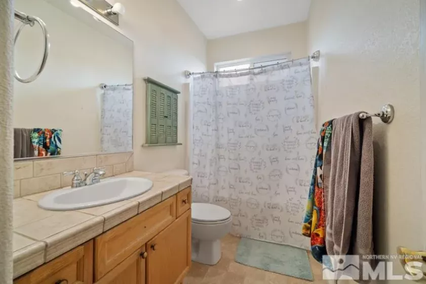 5494 Spandrell, Sparks, Nevada 89436, 4 Bedrooms Bedrooms, ,3 BathroomsBathrooms,Residential,Residential,Spandrell,250005667