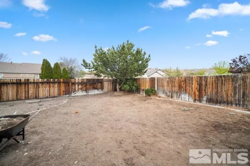 5494 Spandrell, Sparks, Nevada 89436, 4 Bedrooms Bedrooms, ,3 BathroomsBathrooms,Residential,Residential,Spandrell,250005667