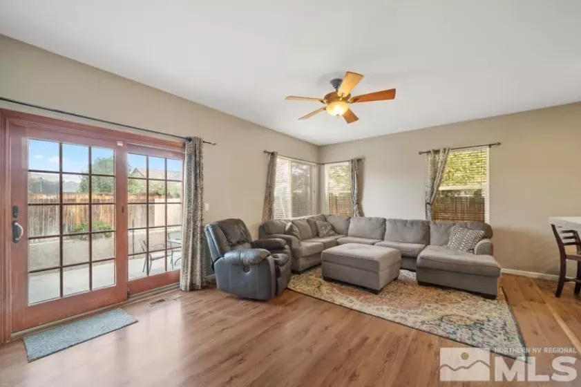 5494 Spandrell, Sparks, Nevada 89436, 4 Bedrooms Bedrooms, ,3 BathroomsBathrooms,Residential,Residential,Spandrell,250005667