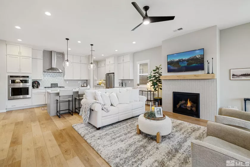 2336 Jagged Peak, Sparks, Nevada 89441, 2 Bedrooms Bedrooms, ,2 BathroomsBathrooms,Residential,Residential,Jagged Peak,250002735