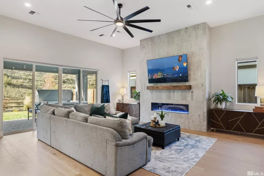 9191 Graycliff, Reno, Nevada 89523, 3 Bedrooms Bedrooms, ,4 BathroomsBathrooms,Residential,Residential,Graycliff,250002629