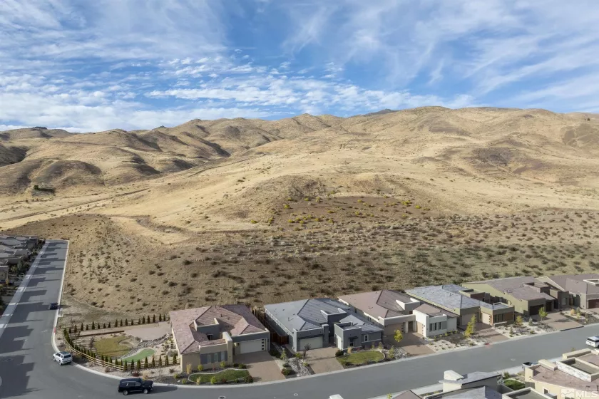 9191 Graycliff, Reno, Nevada 89523, 3 Bedrooms Bedrooms, ,4 BathroomsBathrooms,Residential,Residential,Graycliff,250002629