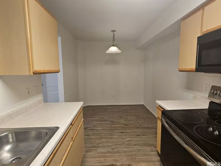 6850 Sharlands, Reno, Nevada 89523, 2 Bedrooms Bedrooms, ,2 BathroomsBathrooms,Residential,Residential,Sharlands,240015244