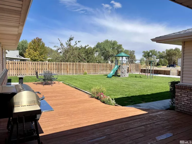 310 Mountain View, Yerington, Nevada 89447, 3 Bedrooms Bedrooms, ,2 BathroomsBathrooms,Residential,Residential,Mountain View,240012501