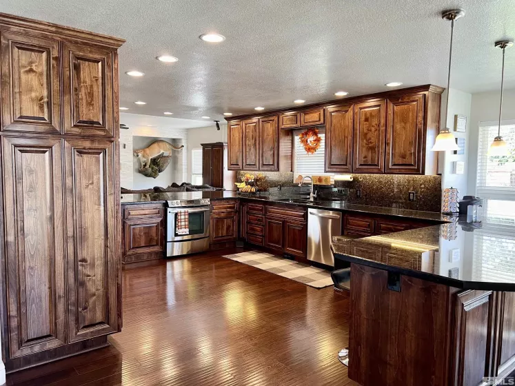 310 Mountain View, Yerington, Nevada 89447, 3 Bedrooms Bedrooms, ,2 BathroomsBathrooms,Residential,Residential,Mountain View,240012501
