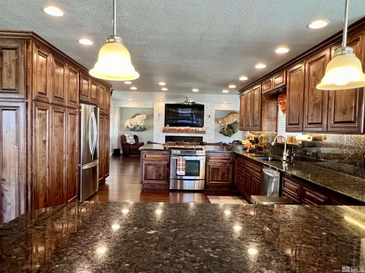 310 Mountain View, Yerington, Nevada 89447, 3 Bedrooms Bedrooms, ,2 BathroomsBathrooms,Residential,Residential,Mountain View,240012501