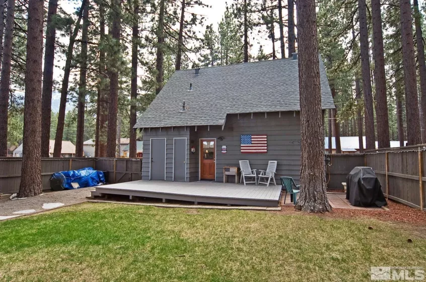3629 Forest, South Lake Tahoe, California 96150, 3 Bedrooms Bedrooms, ,2 BathroomsBathrooms,Residential,Residential,Forest,240008984