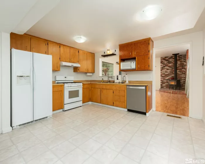 1357 Toler, Gardnerville, Nevada 89410, 3 Bedrooms Bedrooms, ,2 BathroomsBathrooms,Residential,Residential,Toler,250005565
