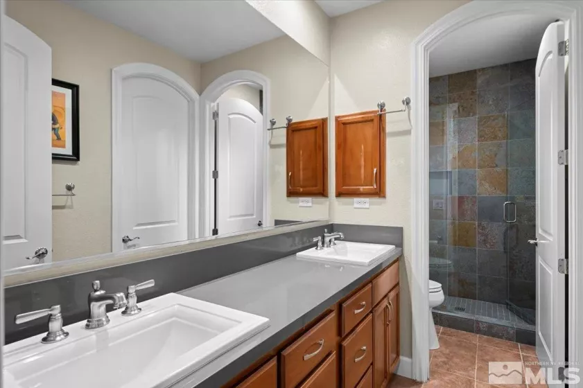 1771 Fairway Hills, Reno, Nevada 89523, 4 Bedrooms Bedrooms, ,5 BathroomsBathrooms,Residential,Residential,Fairway Hills,250003568