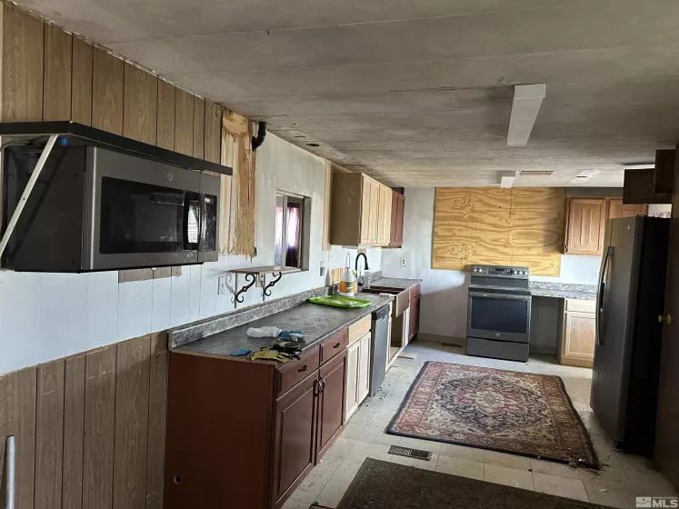 709 Main, Goldfield, Nevada 89013, 2 Bedrooms Bedrooms, ,1 BathroomBathrooms,Residential,Residential,Main,250004214