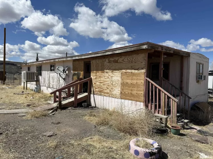709 Main, Goldfield, Nevada 89013, 2 Bedrooms Bedrooms, ,1 BathroomBathrooms,Residential,Residential,Main,250004214