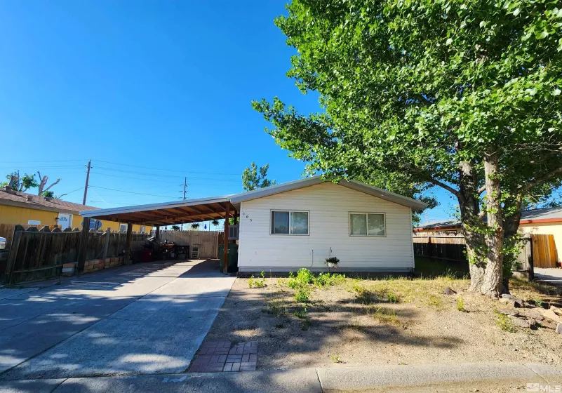 105 Bryson, Battle Mountain, Nevada 89820, 3 Bedrooms Bedrooms, ,2 BathroomsBathrooms,Residential,Residential,Bryson,240007460