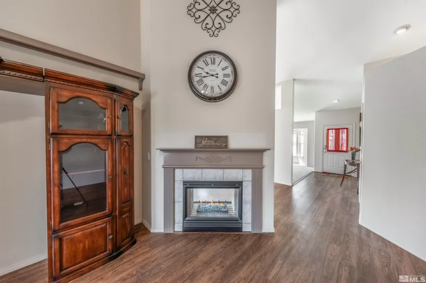 1018 Rook, Sparks, Nevada 89441, 5 Bedrooms Bedrooms, ,3 BathroomsBathrooms,Residential,Residential,Rook,250003470