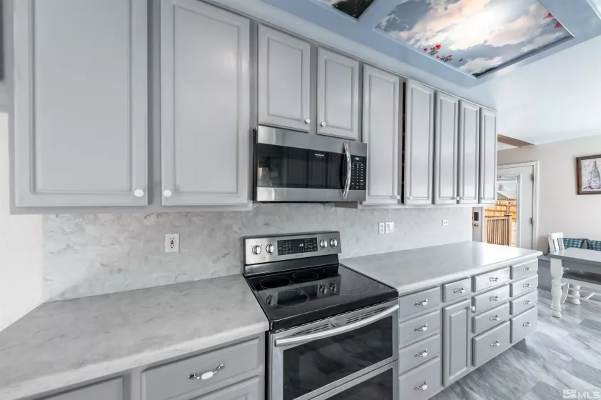 1018 Rook, Sparks, Nevada 89441, 5 Bedrooms Bedrooms, ,3 BathroomsBathrooms,Residential,Residential,Rook,250003470