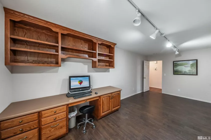 1018 Rook, Sparks, Nevada 89441, 5 Bedrooms Bedrooms, ,3 BathroomsBathrooms,Residential,Residential,Rook,250003470
