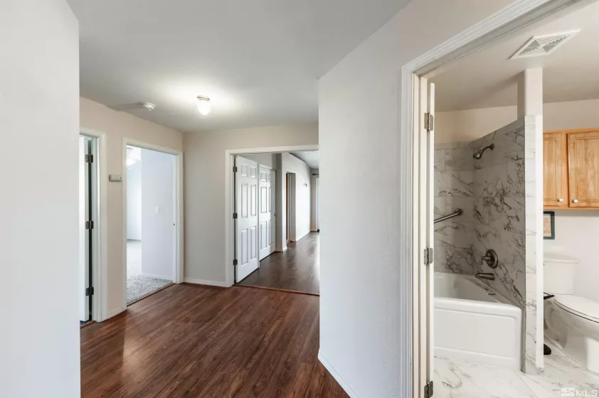 1018 Rook, Sparks, Nevada 89441, 5 Bedrooms Bedrooms, ,3 BathroomsBathrooms,Residential,Residential,Rook,250003470